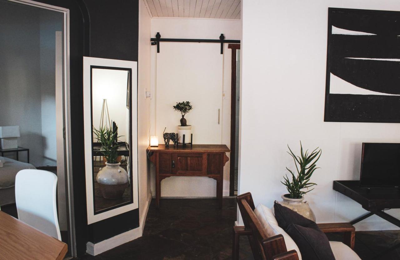 Alluring Self Catering 2 Bedroom Villa At Bokmakierie Villas Виндхук Экстерьер фото