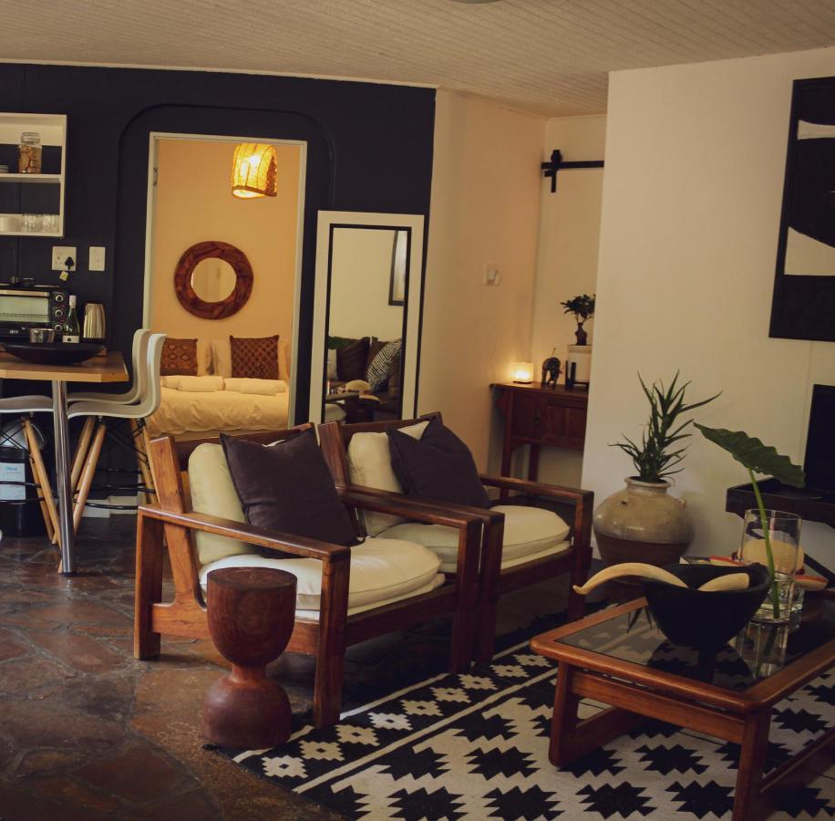 Alluring Self Catering 2 Bedroom Villa At Bokmakierie Villas Виндхук Экстерьер фото